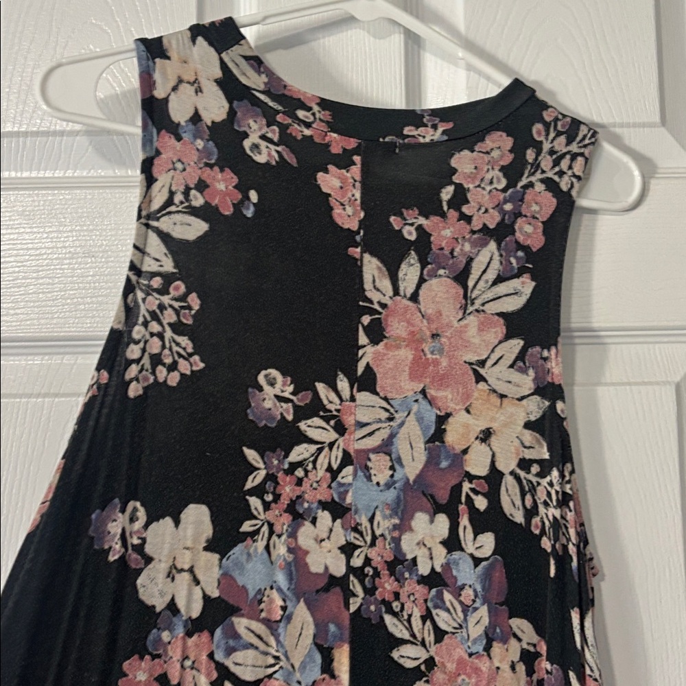Halo Black Floral Midi Dress - Picture 4 of 5